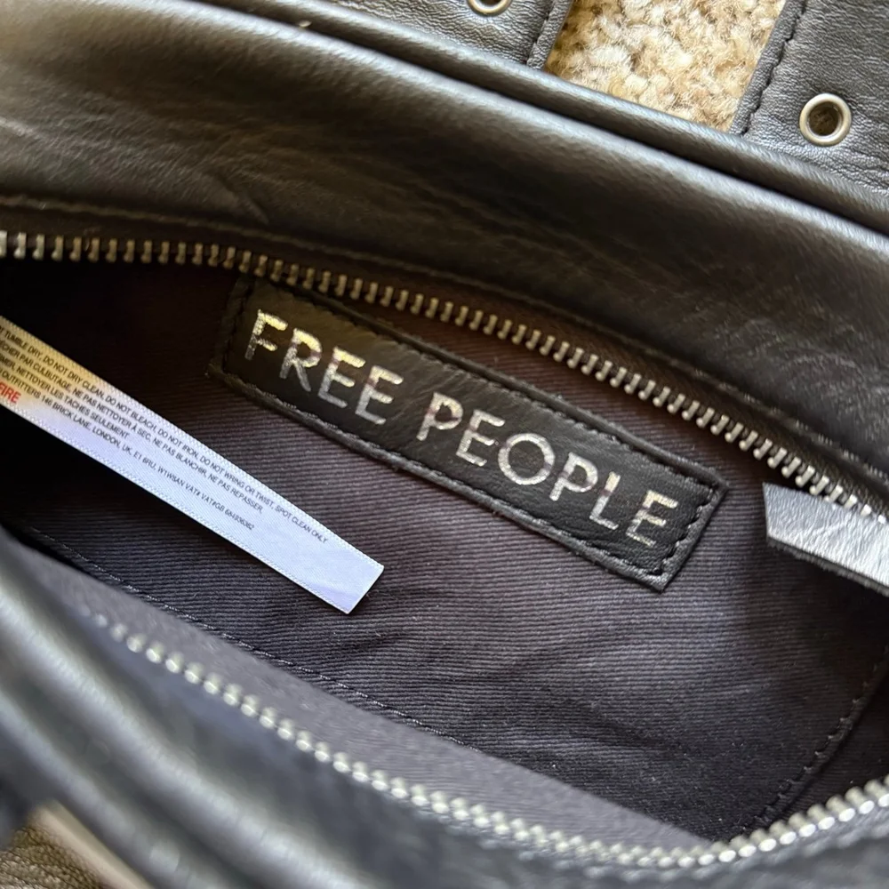 Free People Say Yes Bag NWOT Black - Picture 6 of 6
